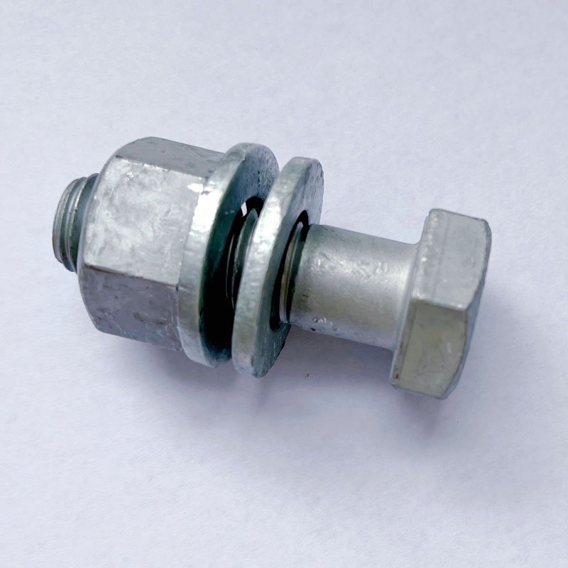 Kaip aplinkos veiksniai veikia nerūdijančio plieno varžtus?